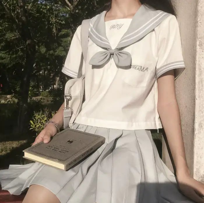 只有爱能让我生存